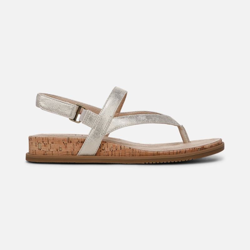 Naturalizer Women's SOUL Carolyn Sandal - Gold Faux Leather