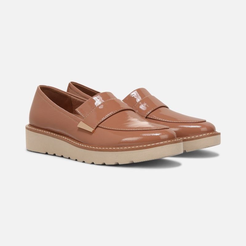 Naturalizer Women's ADILINE LOAFER - Brown Leather