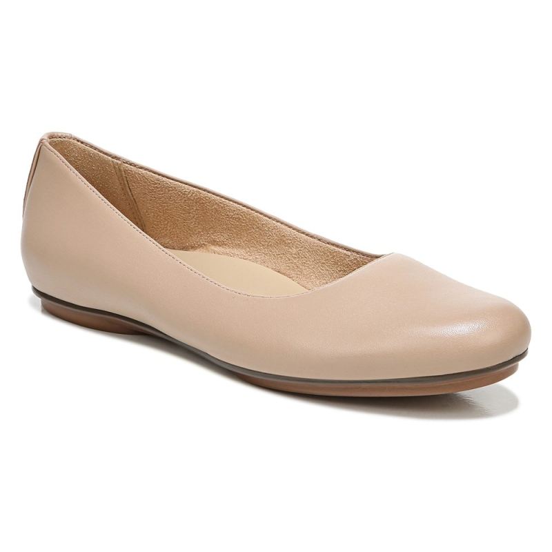 Naturalizer Women's Maxwell Ballet Flat - Crème Brulee Leather