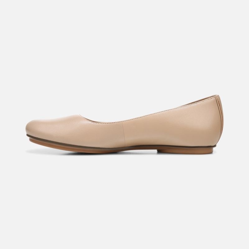 Naturalizer Women's Maxwell Ballet Flat - Crème Brulee Leather