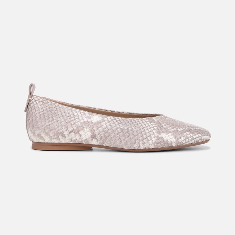 Naturalizer Women's 27 Edit Carla Flat - White Snake Pattern Leather