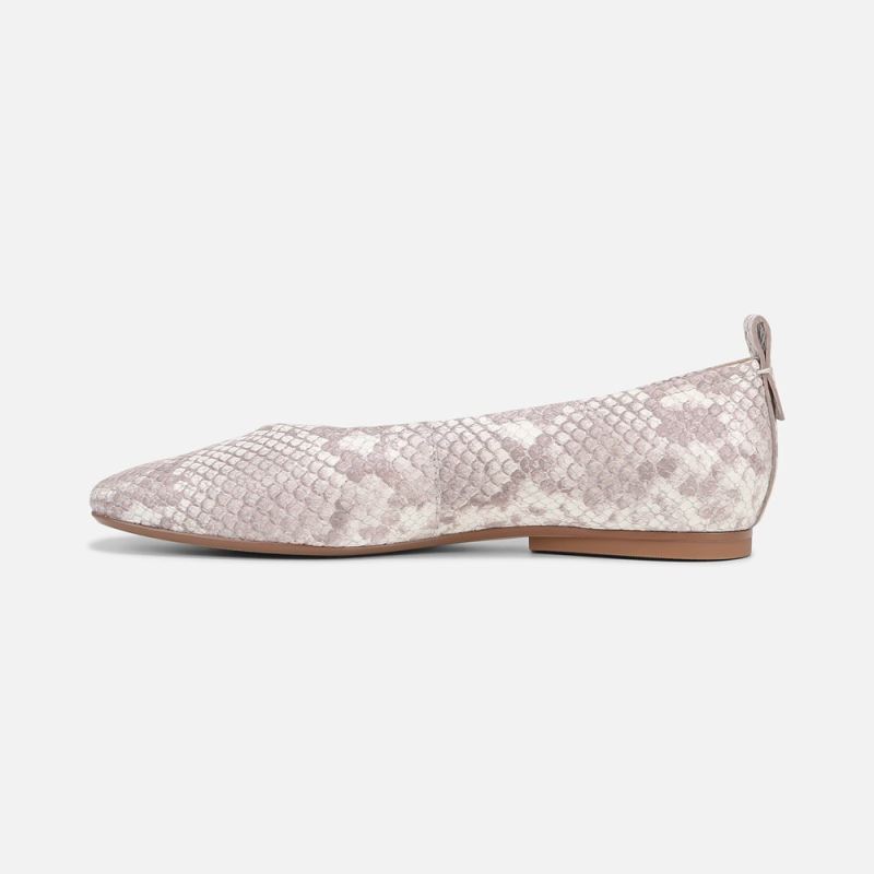 Naturalizer Women's 27 Edit Carla Flat - White Snake Pattern Leather