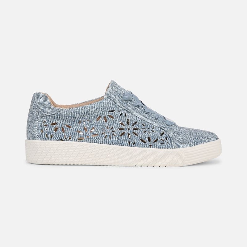 Naturalizer Women's SOUL Neela-Perf Sneaker - Light Denim Blue Fabric