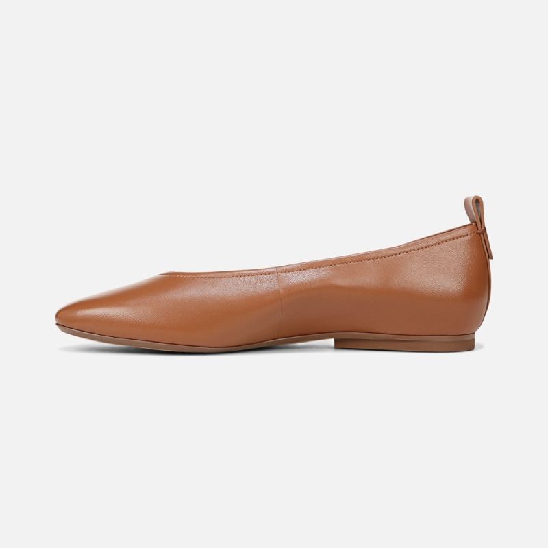 Naturalizer Women's 27 Edit Carla Flat - English Tea Leather