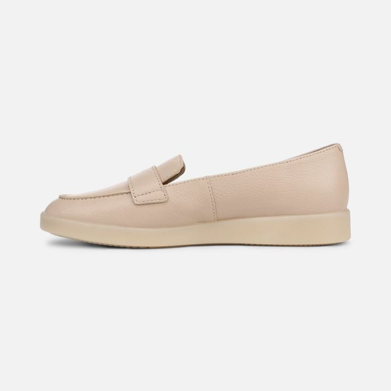 Naturalizer Women's Karis Loafer - Torta Tan Leather