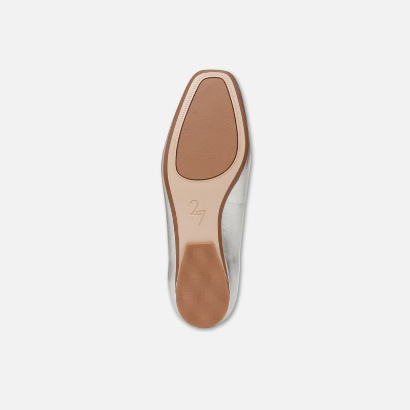 Naturalizer Women's 27 Edit Carla Flat - Silver Leather