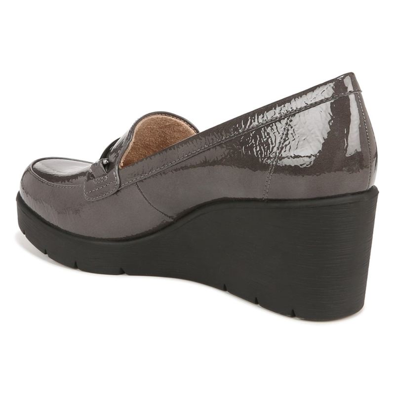 Naturalizer Women's SOUL Achieve Wedge - Grey Patent Synthetic