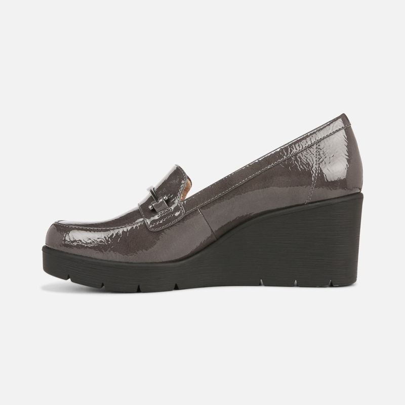 Naturalizer Women's SOUL Achieve Wedge - Grey Patent Synthetic