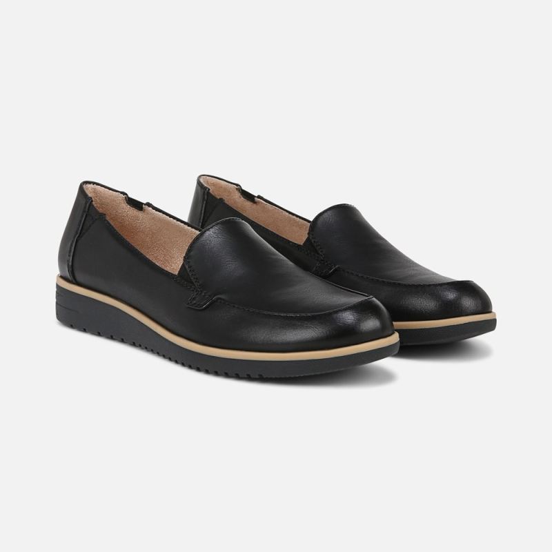 Naturalizer Women's SOUL Idea Moc Loafer - Black Faux Leather