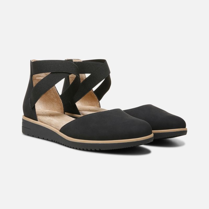 Naturalizer Women's SOUL Intro Flat - Black Synthetic