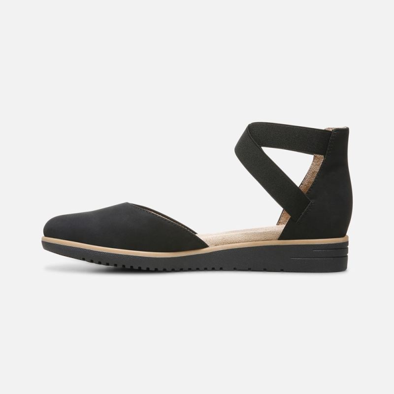 Naturalizer Women's SOUL Intro Flat - Black Synthetic