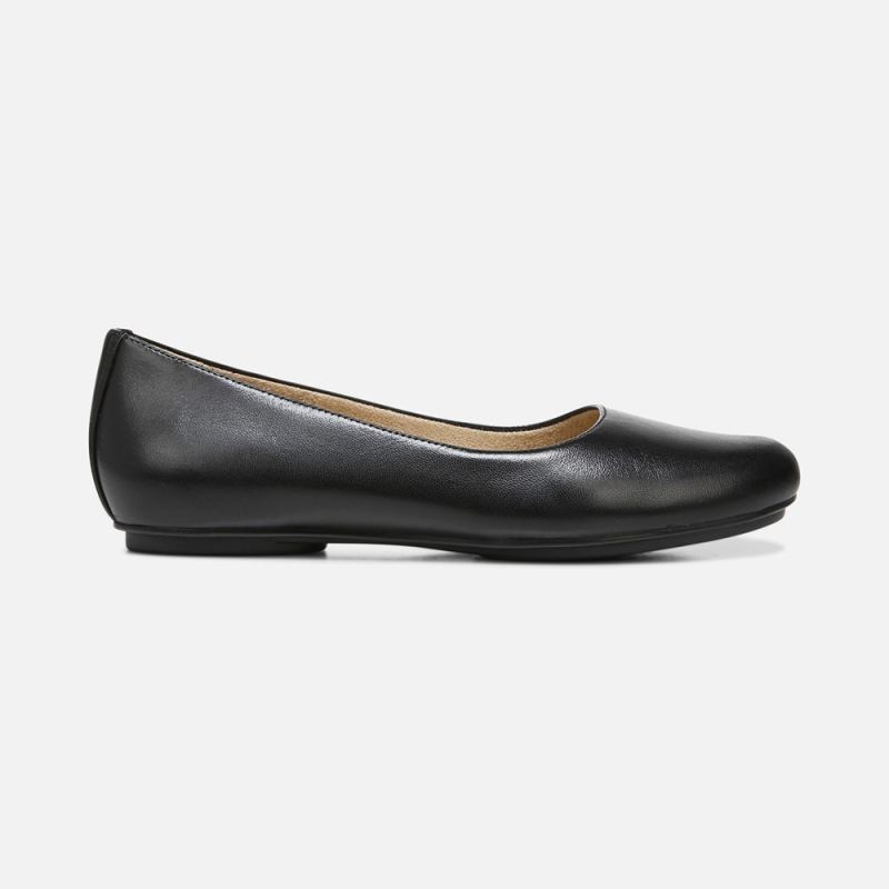 Naturalizer Women's Maxwell Ballet Flat - Black Leather
