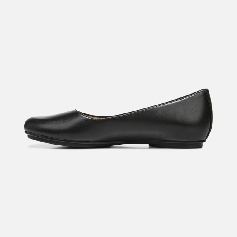 Naturalizer Women's Maxwell Ballet Flat - Black Leather