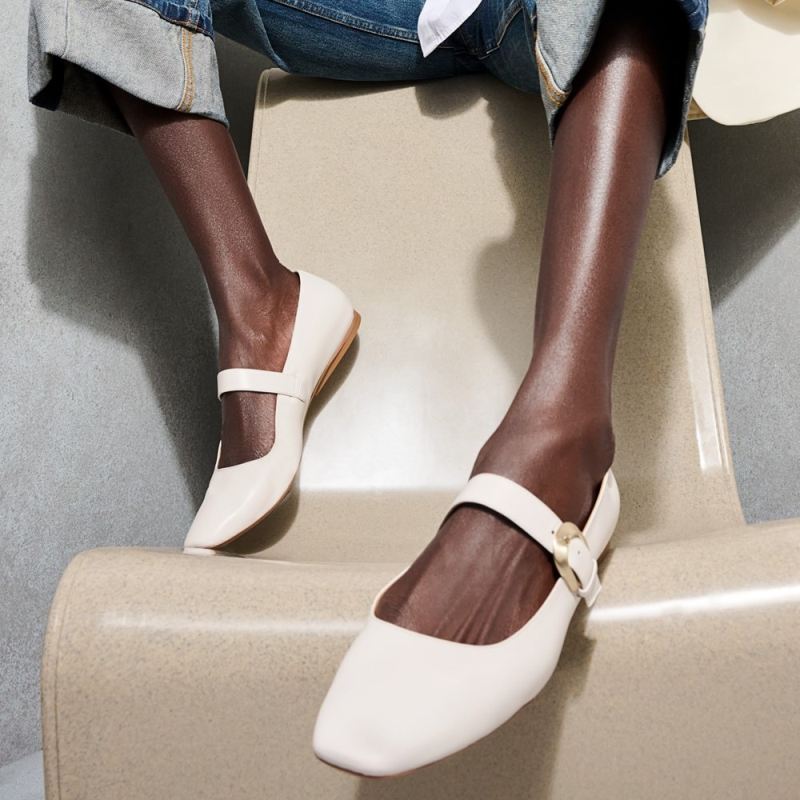 Naturalizer Women's 27 EDIT Carter Mary Jane - Warm White Leather