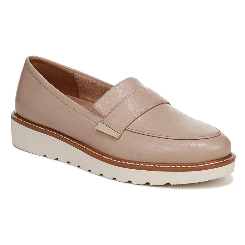 Naturalizer Women's ADILINE LOAFER - Warm Tan Leather