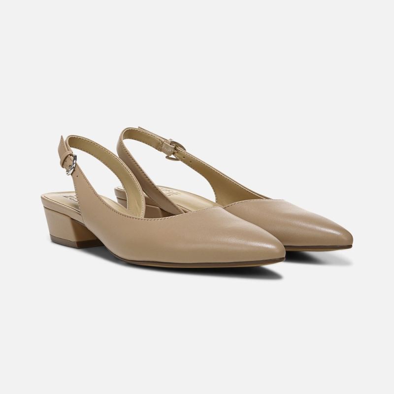 Naturalizer Women's Banks Pointed Toe Flat - Crème Brulee Leather