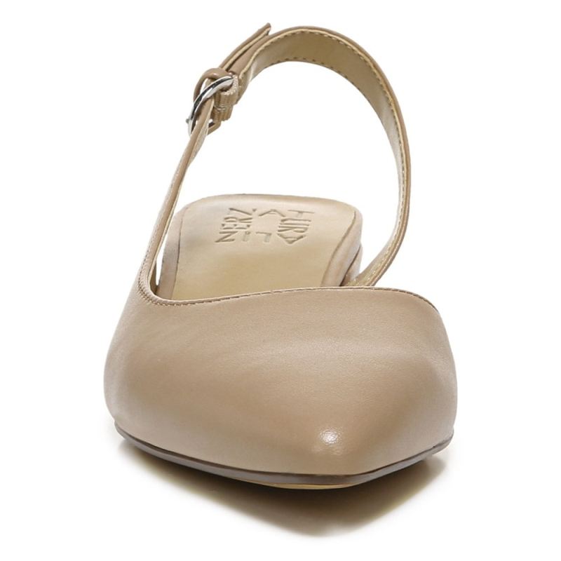 Naturalizer Women's Banks Pointed Toe Flat - Crème Brulee Leather