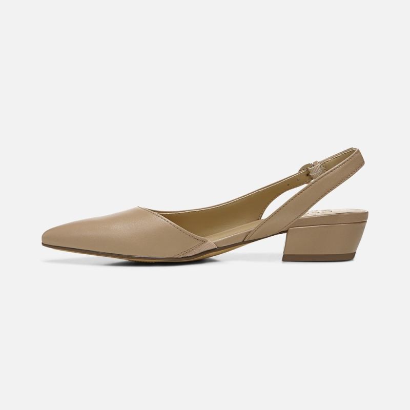 Naturalizer Women's Banks Pointed Toe Flat - Crème Brulee Leather