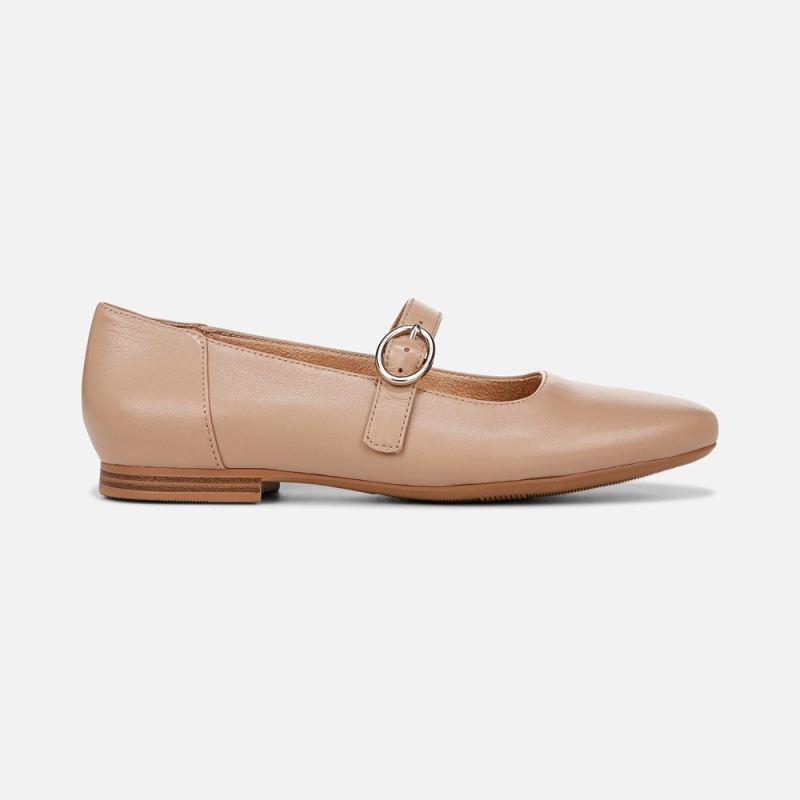 Naturalizer Women's Kelly Mary Jane Flat - Creme Brulee Leather