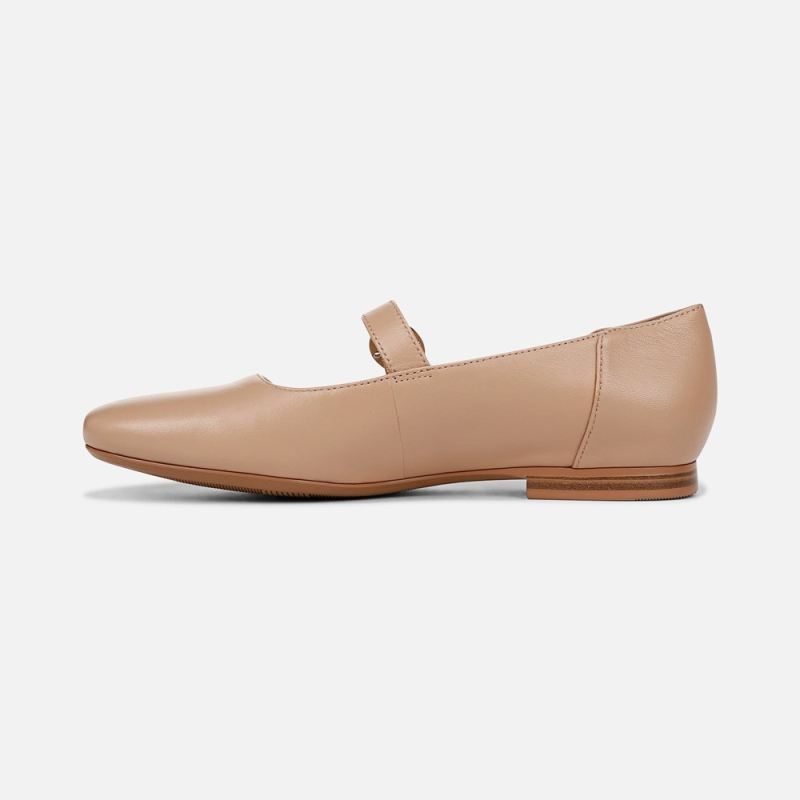 Naturalizer Women's Kelly Mary Jane Flat - Creme Brulee Leather
