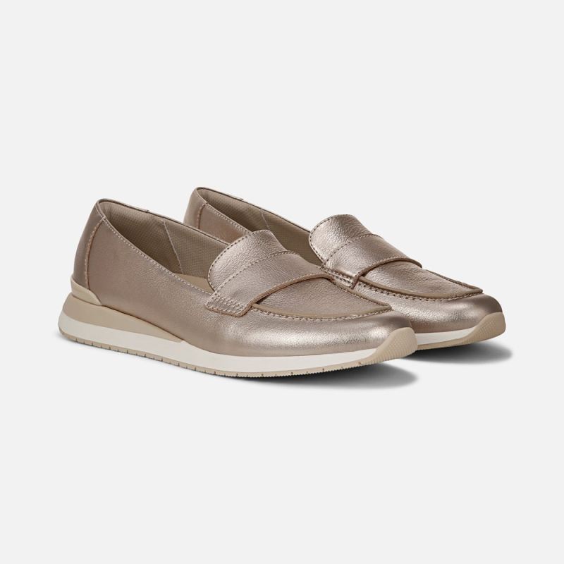 Naturalizer Women's Lucy Loafer - Warm Silver Leather