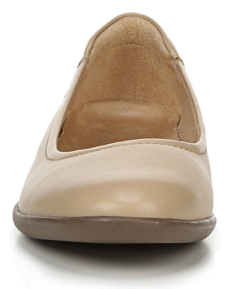 Naturalizer Women's Flexy Flat - Nude Leather