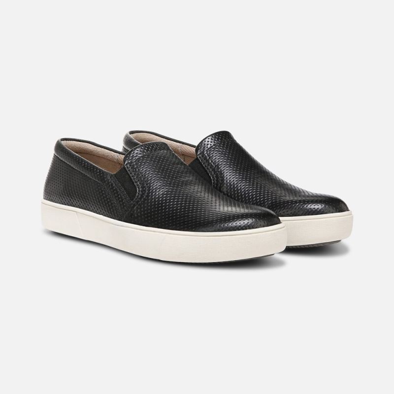 Naturalizer Women's Marianne Slip On Sneaker - Black Leather
