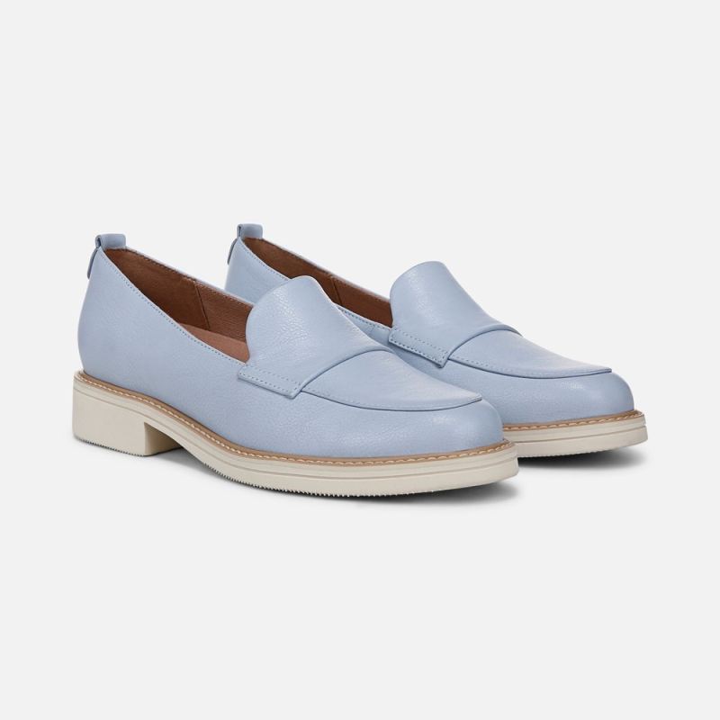 Naturalizer Women's Taylin Loafer - Ice Blue Leather