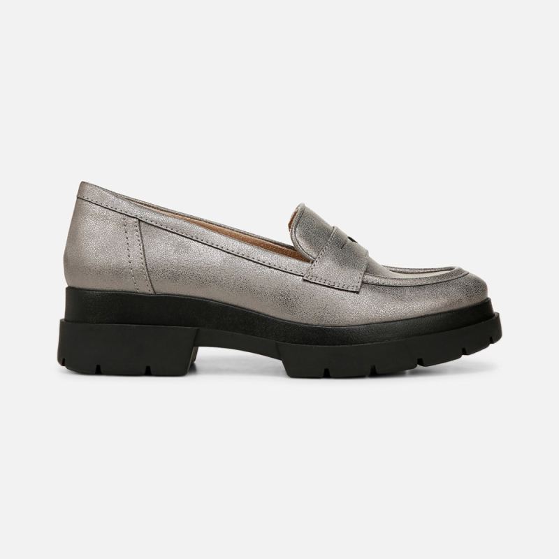 Naturalizer Women's SOUL Ophelia Lug Sole Loafer - Pewter Faux Leather