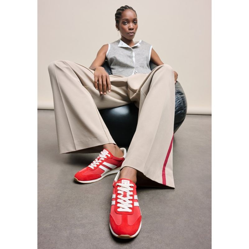 Naturalizer Women's Lorena Lace Up Sneaker - Deep Red Fabric \u0026 Suede
