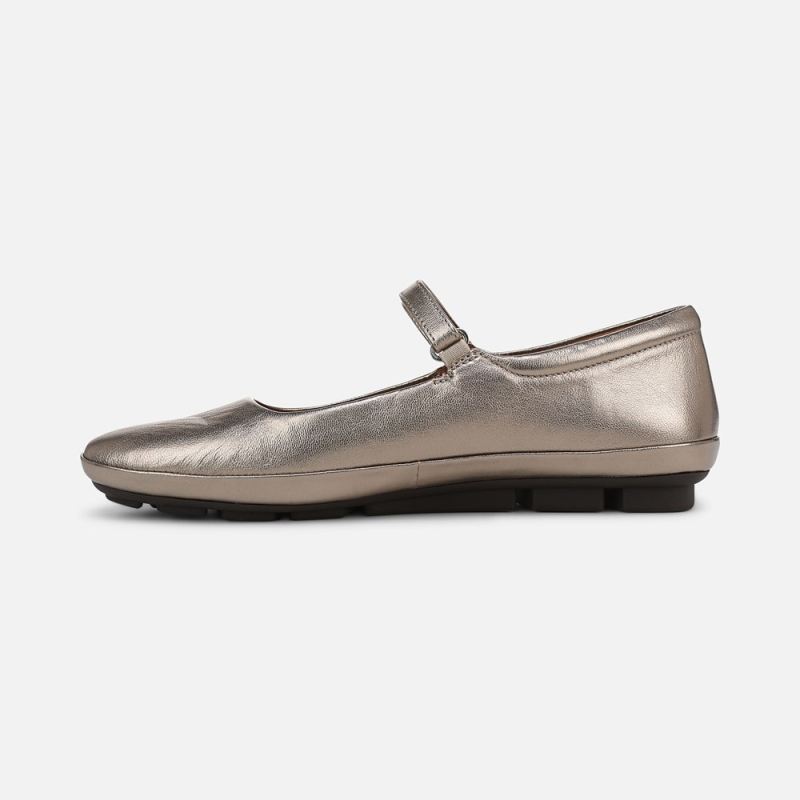 Naturalizer Women's Behold 2 Mary Jane - Warm Silver Leather