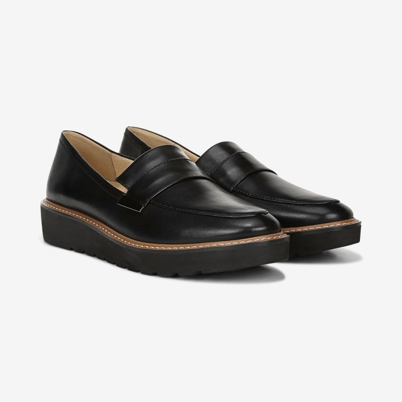 Naturalizer Women's ADILINE LOAFER - Black Leather