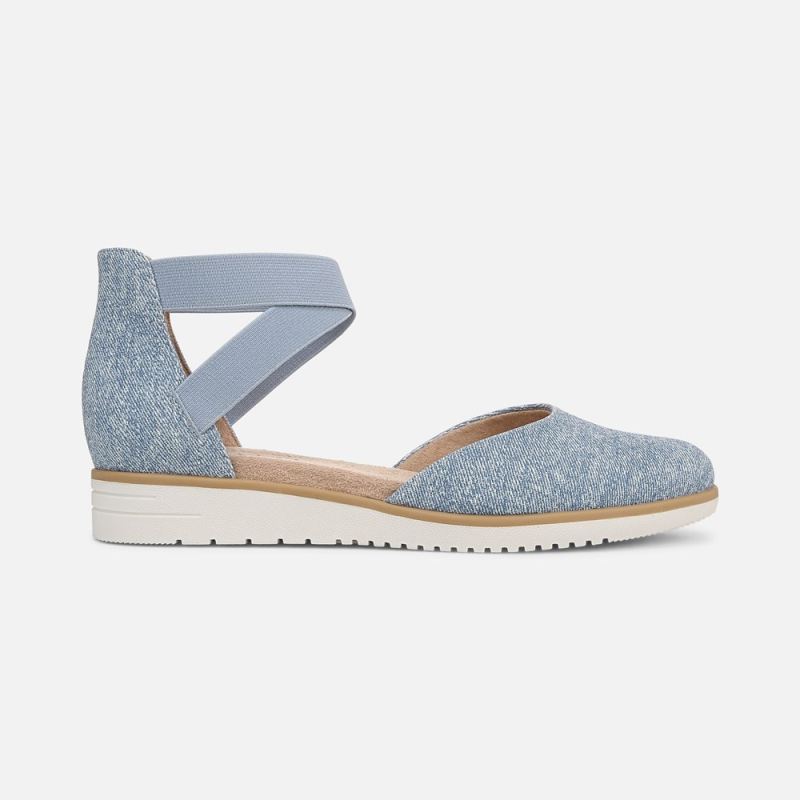 Naturalizer Women's SOUL Intro Flat - Light Denim Fabric