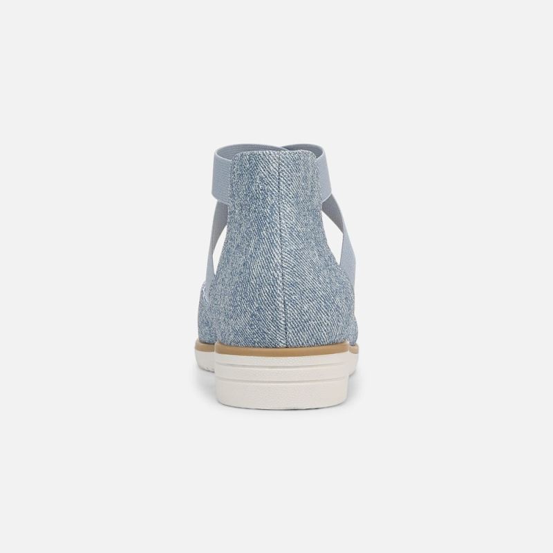 Naturalizer Women's SOUL Intro Flat - Light Denim Fabric