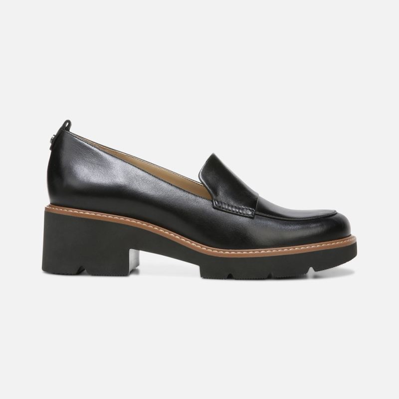 Naturalizer Women's Darry Lug Sole Loafer - Black Leather