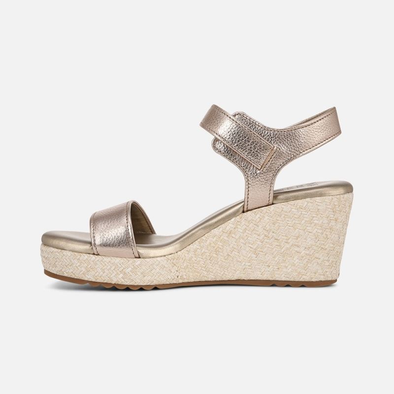 Naturalizer Women's Stella Wedge Sandal - Warm Silver Leather