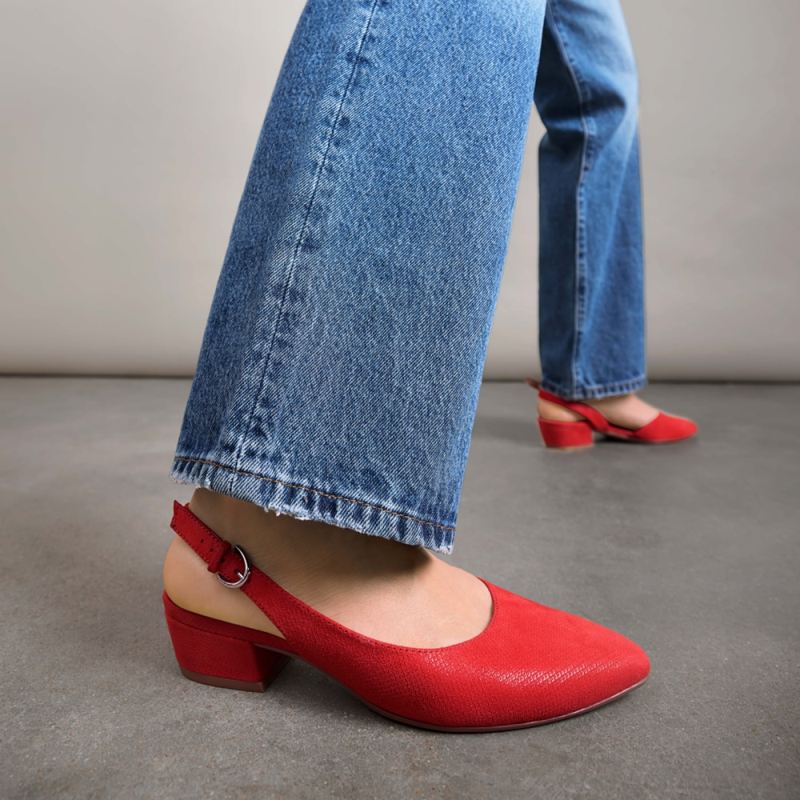 Naturalizer Women's Banks Pointed Toe Flat - Maserati Red Suede
