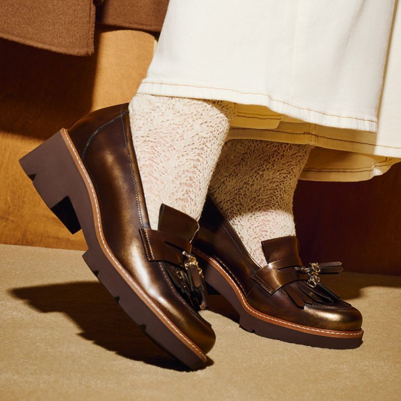 Naturalizer Women's Desmond Lug Loafer - Bronze Leather