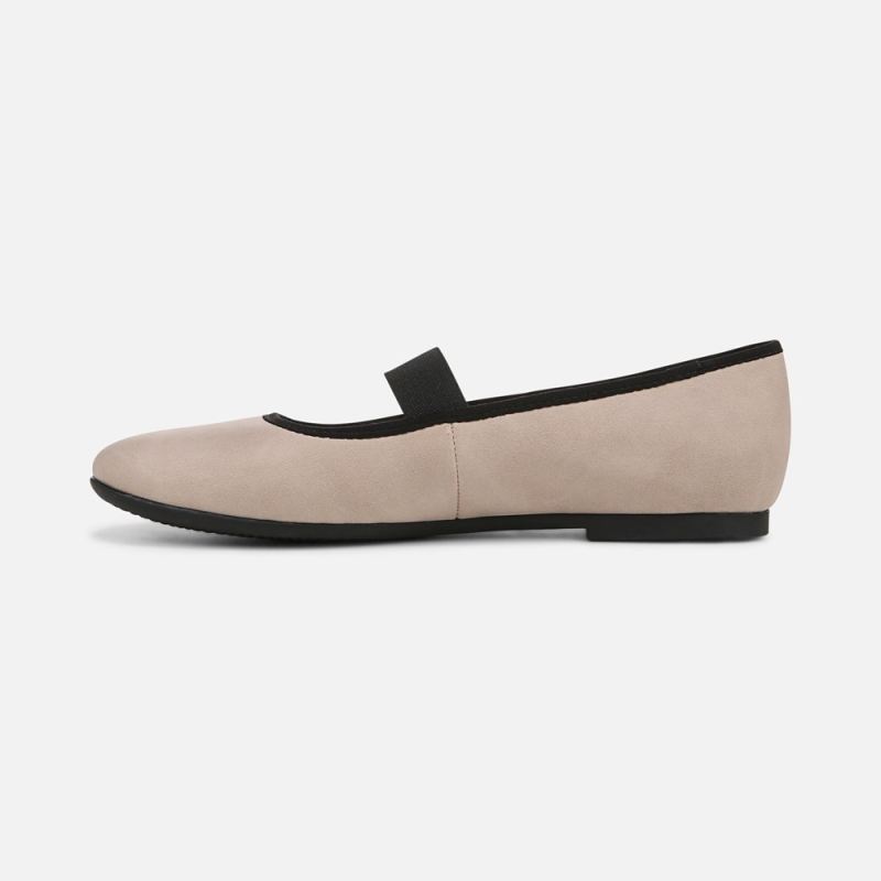Naturalizer Women's SOUL Brilliant Mary Jane Flat - Tan Faux Leather