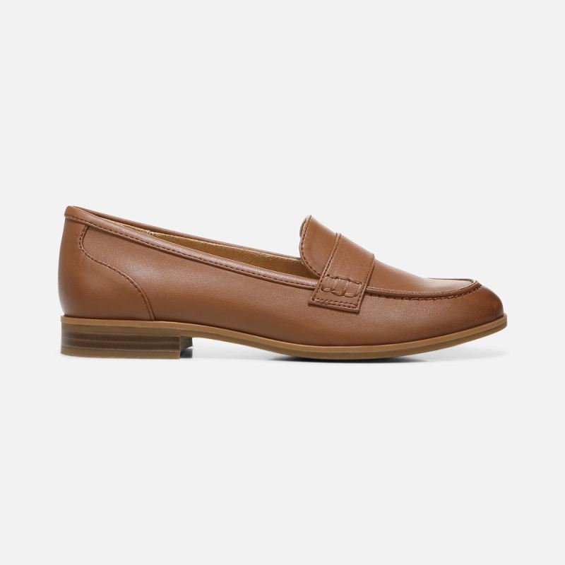 Naturalizer Women's Milo Loafer - English Tea Synthetic
