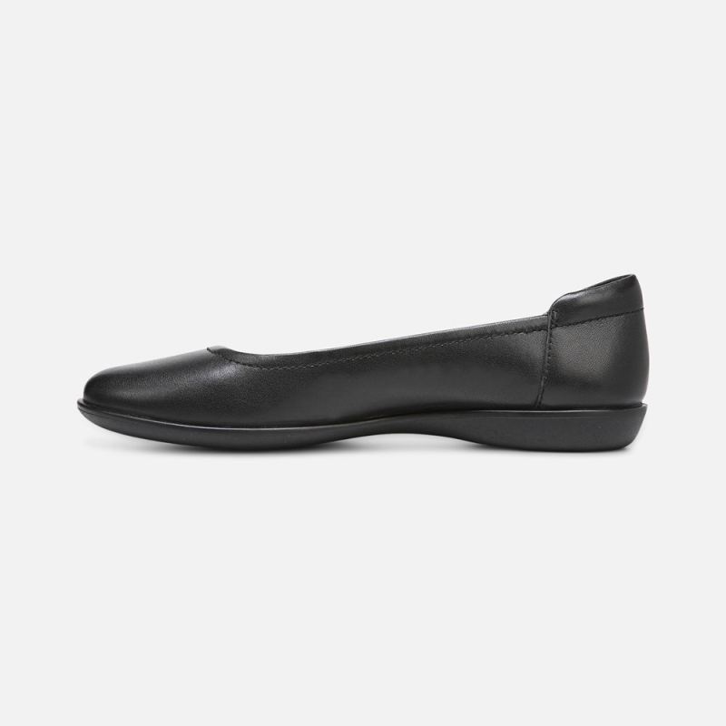 Naturalizer Women's Flexy Flat - Black Leather