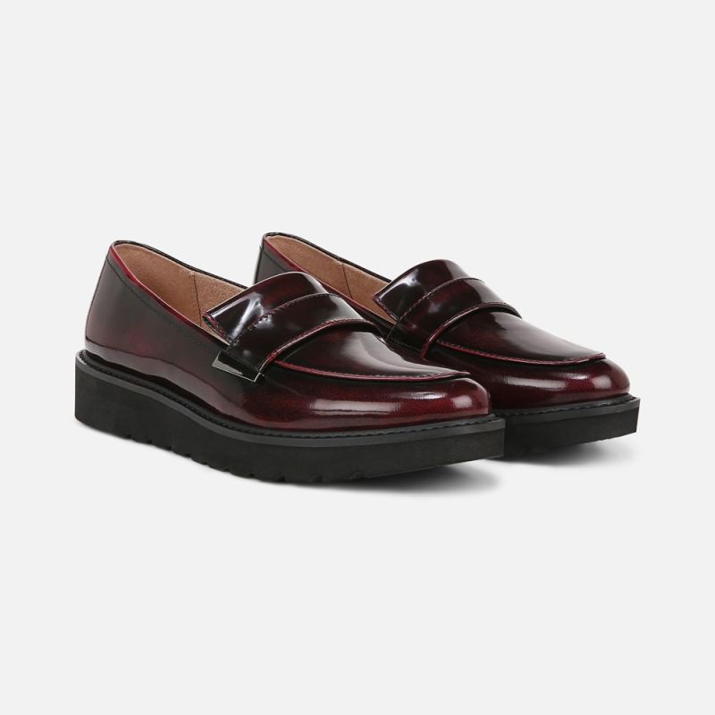 Naturalizer Women's ADILINE LOAFER - Cranberry Leather
