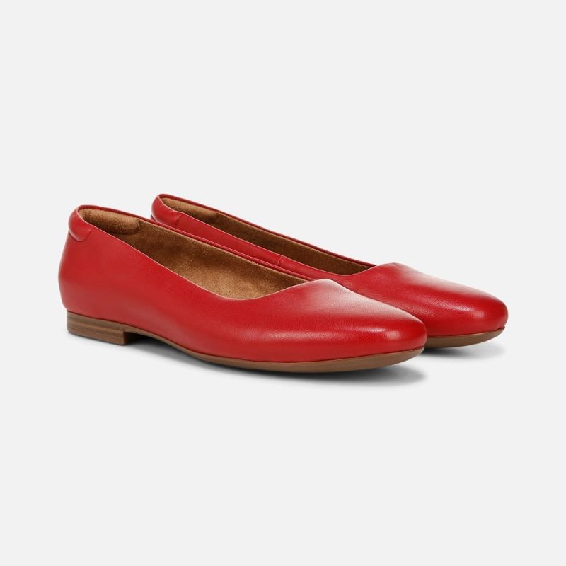 Naturalizer Women's Kelly Ballet Flat - Crimson Red Leather