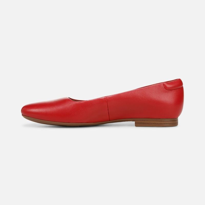 Naturalizer Women's Kelly Ballet Flat - Crimson Red Leather