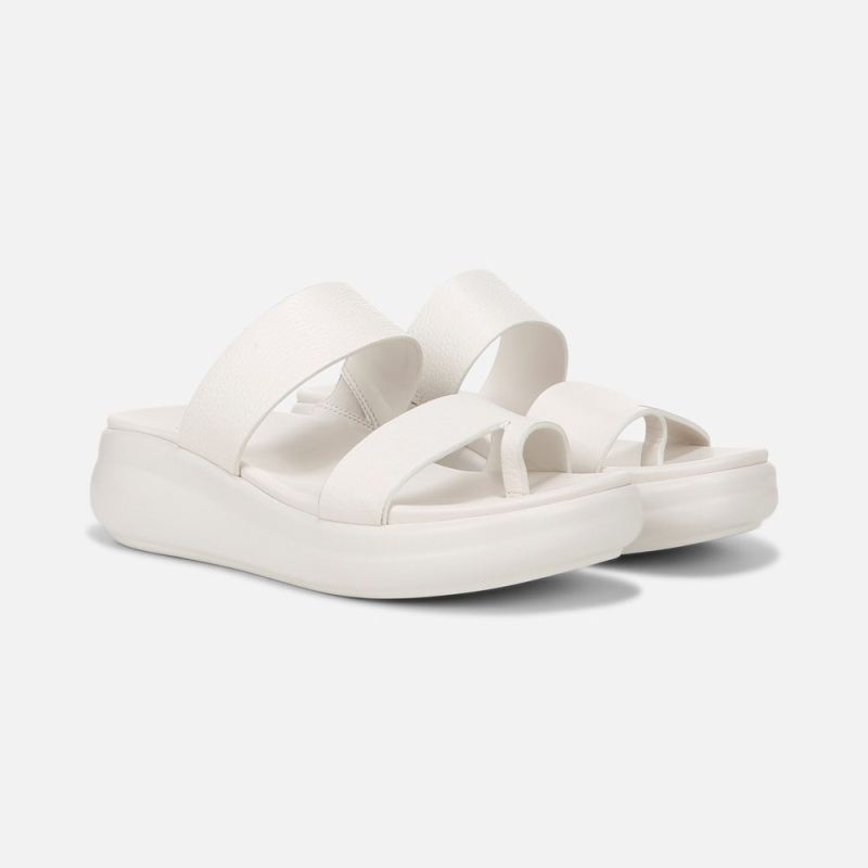 Naturalizer Women's Drift 2 Sandal - Warm White Leather