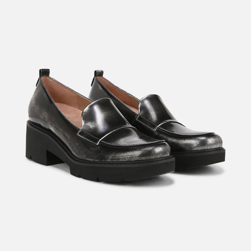 Naturalizer Women's Darry Lug Sole Loafer - Black / Silver Leather