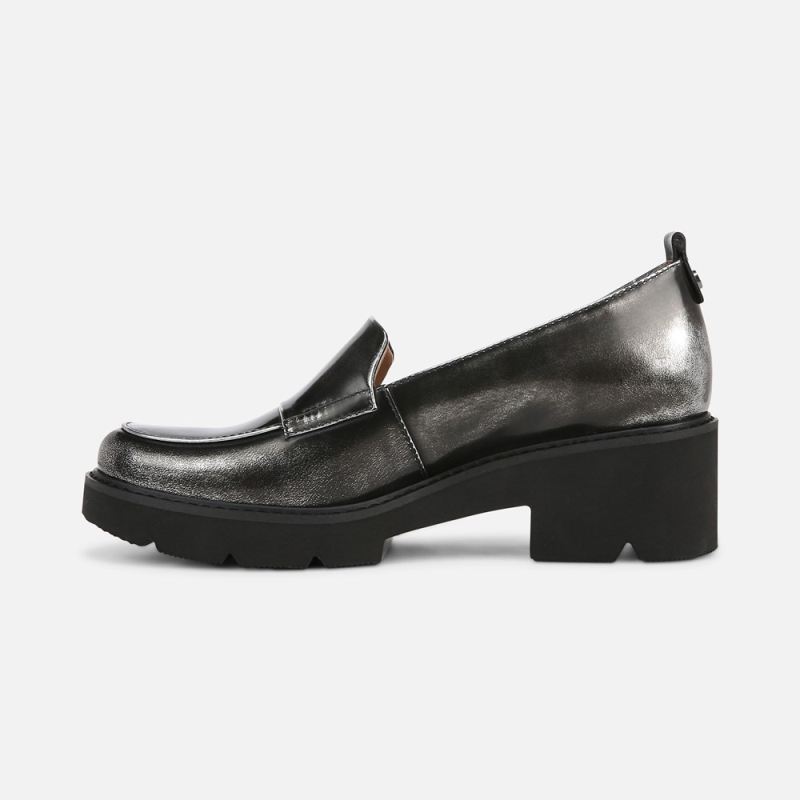 Naturalizer Women's Darry Lug Sole Loafer - Black / Silver Leather