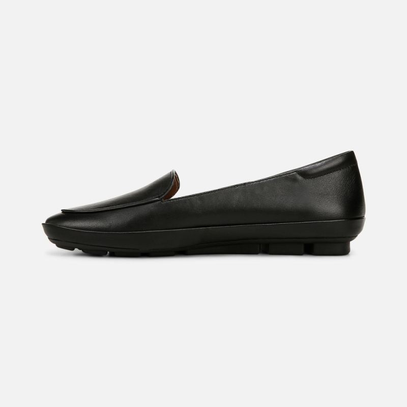 Naturalizer Women's Bashful Loafer - Black Leather