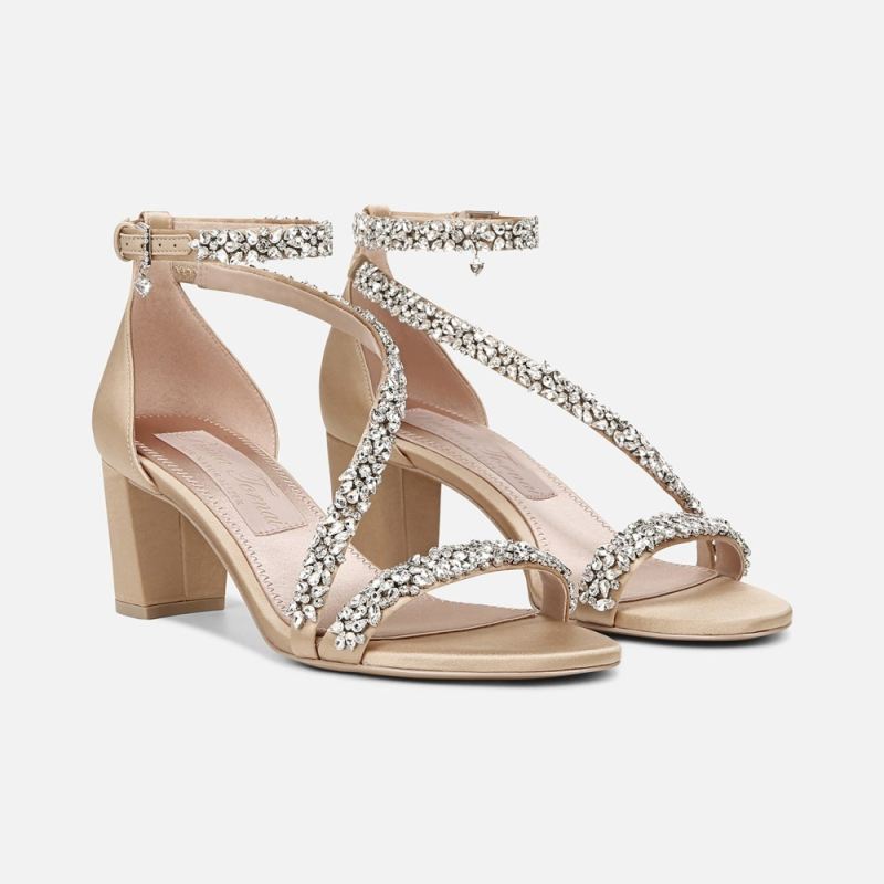 Naturalizer Women's Ahava Dress Sandal - Pnina Nude Fabric