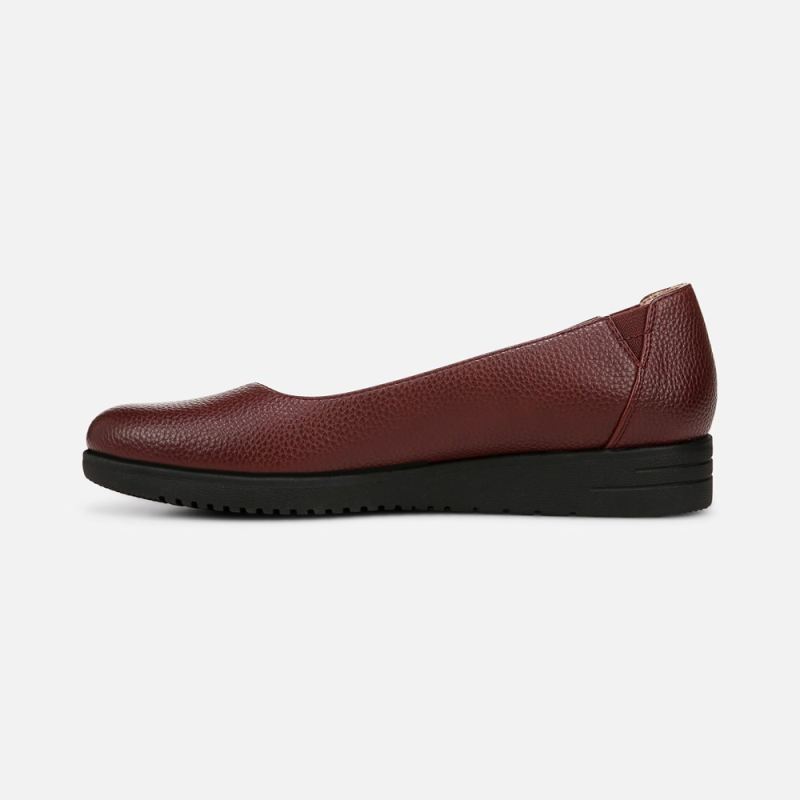 Naturalizer Women's SOUL Idea Ballet Flat - Wine Faux Leather